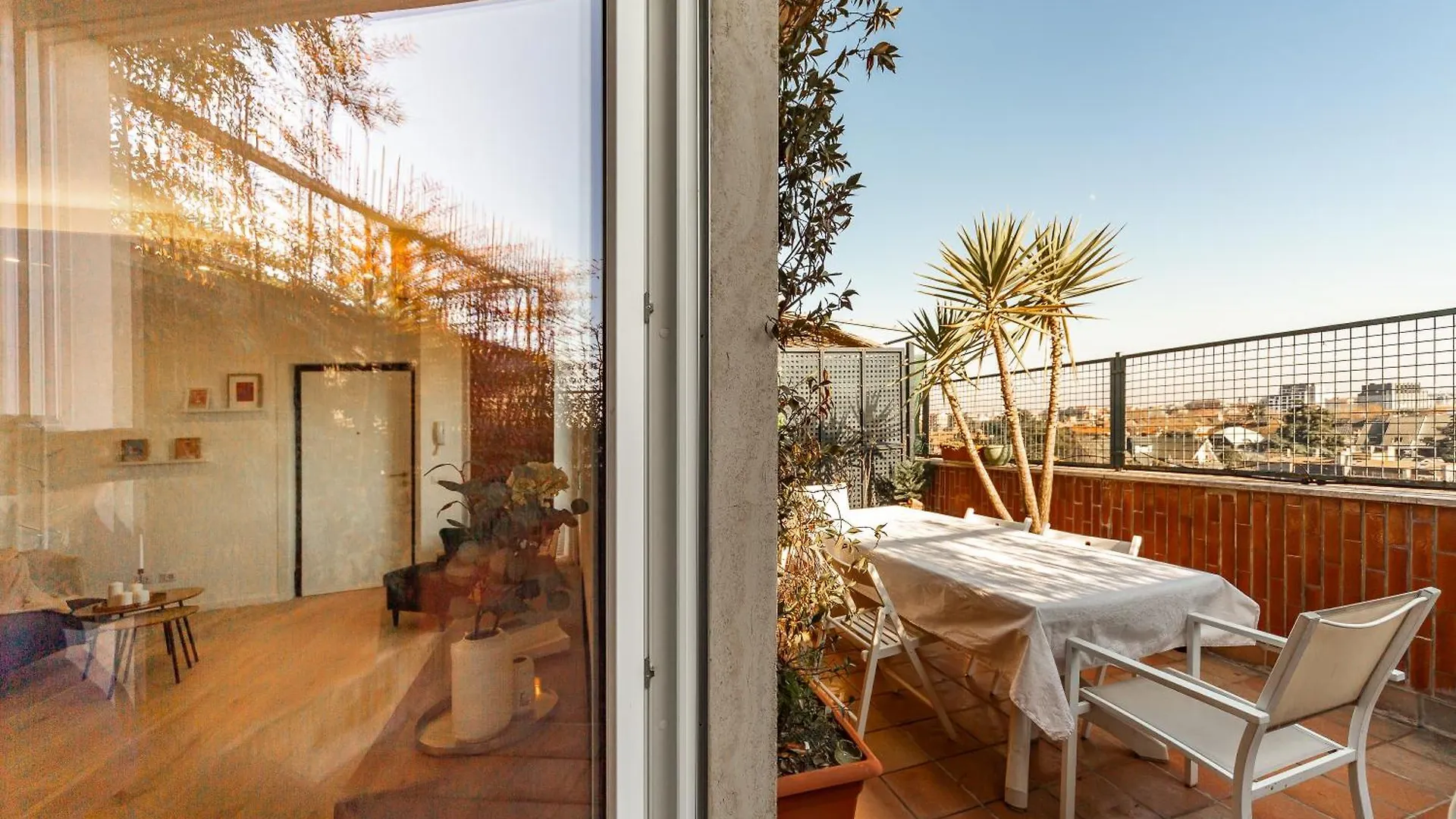 Apartment Skyline Rooftop Milano -- New Collection